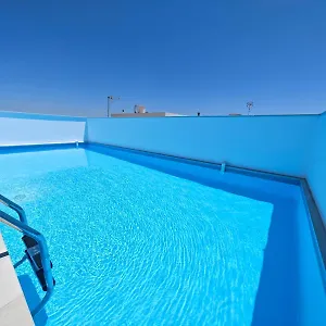 A Estrenar En Planta Primera C Con Piscina Barbate